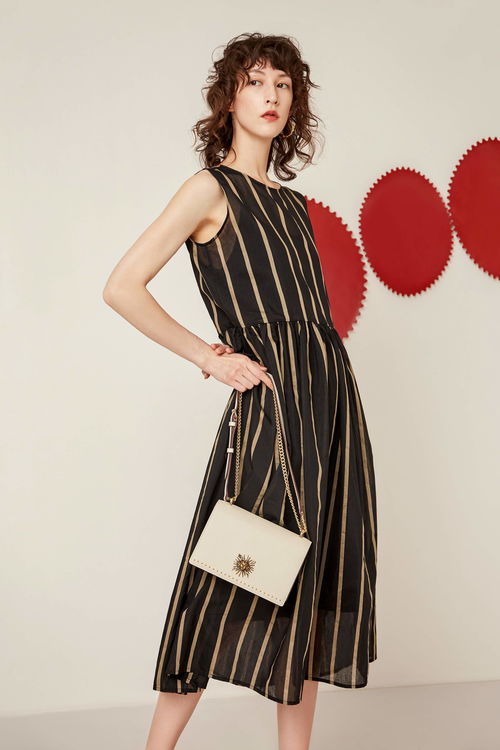 摄影师大林 从服装静物到人像摄影的艺术探索之路